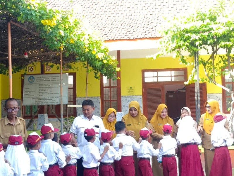 Halal Bihalal Keluarga Besar SD Negeri 1 Alasmalang