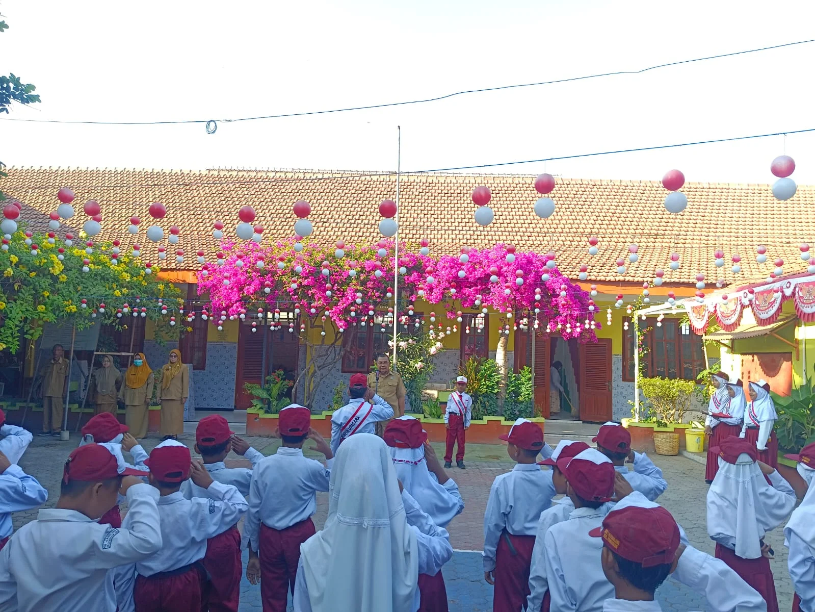 UPACARA HARI SENIN